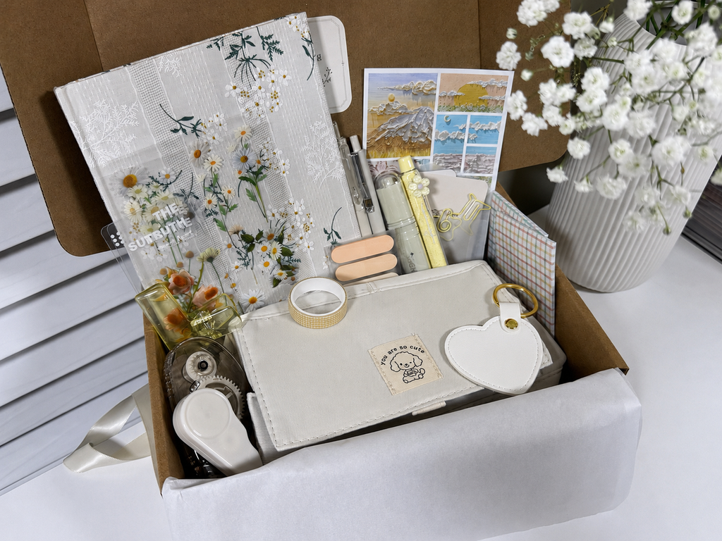 🌿  The Meadow Box