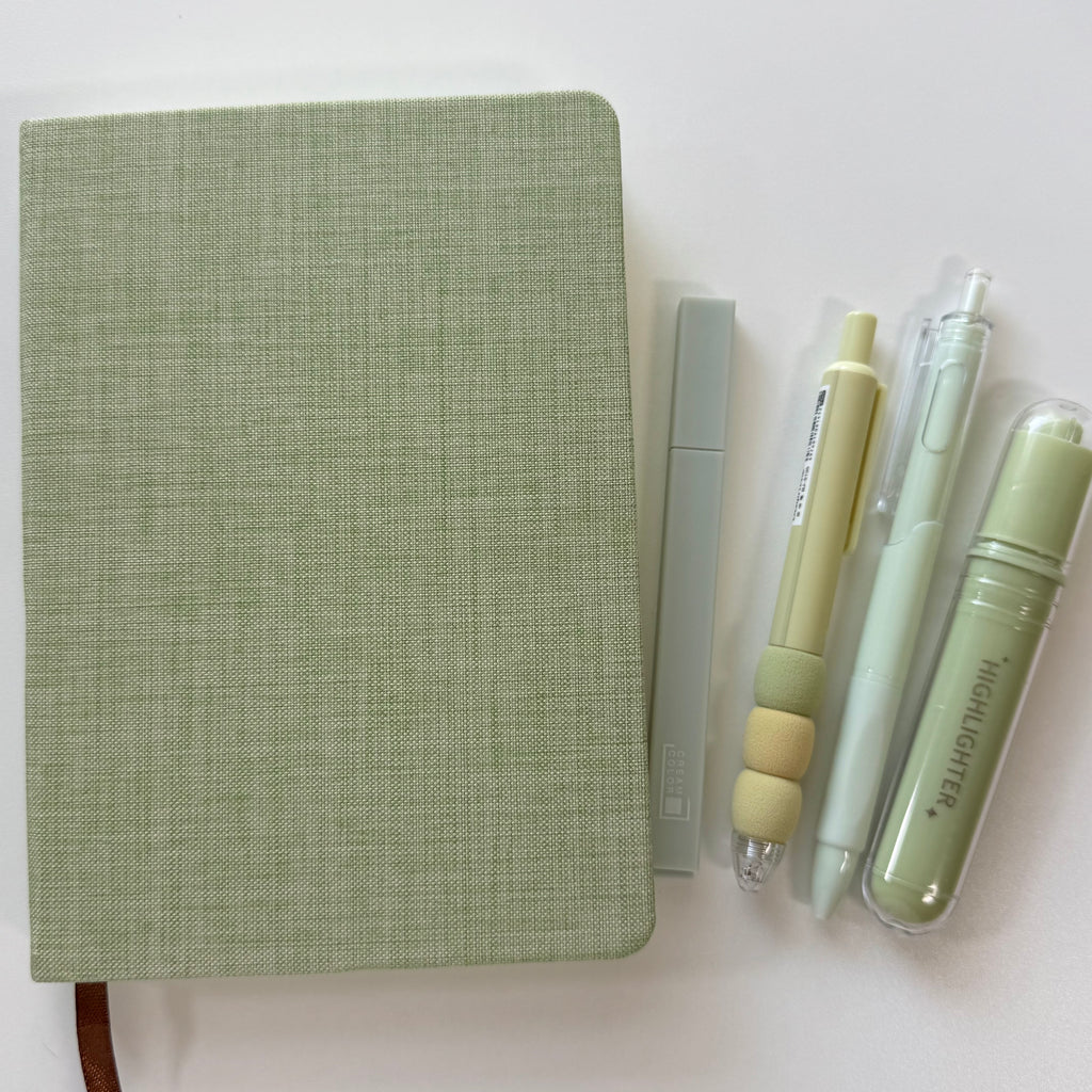 The Daily Set ♡ Light Green B6